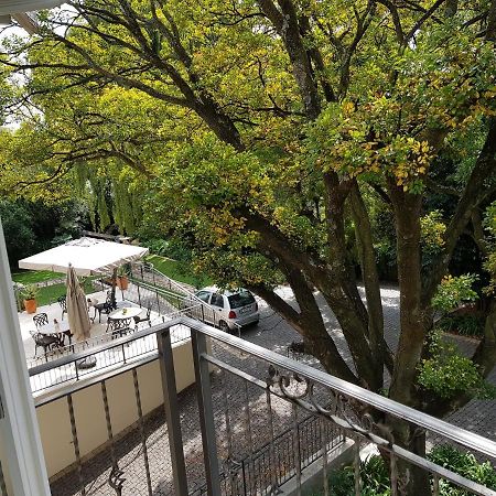 Q On First Guesthouse Johannesburg Exterior photo