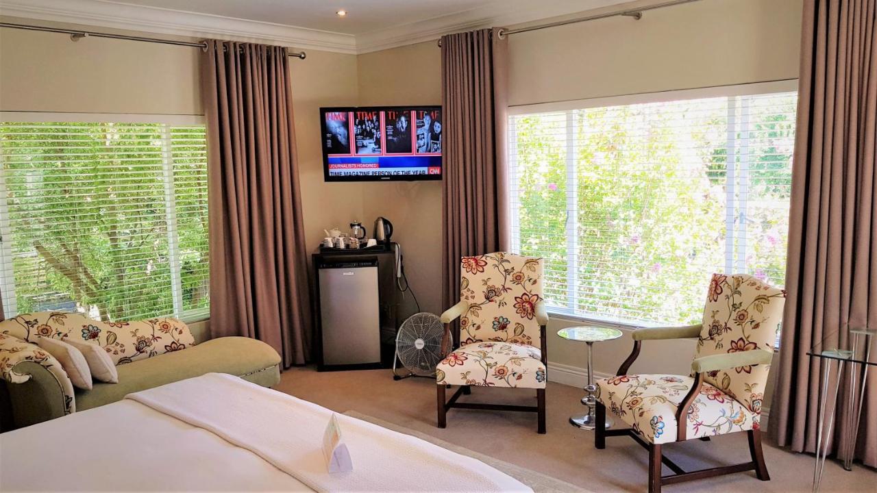 Q On First Guesthouse Johannesburg Exterior photo
